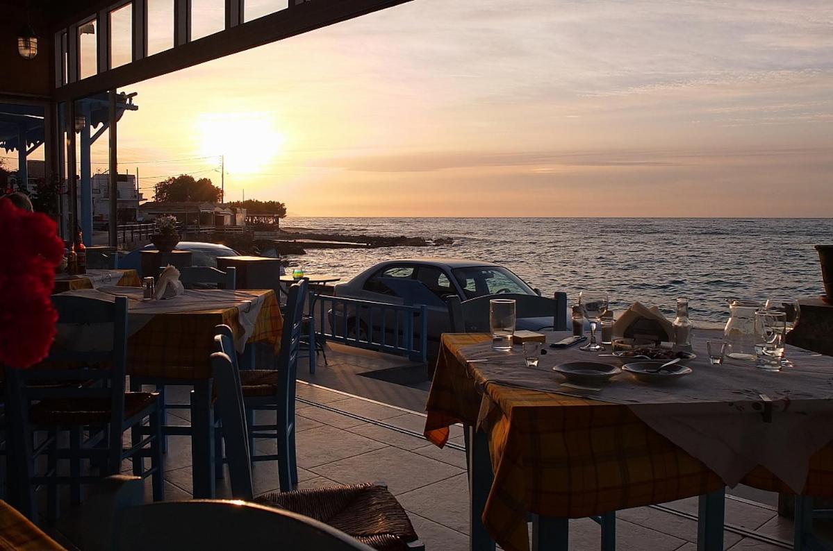 Socrates Apartmens & Restaurant Milatos Exterior foto